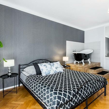Clicktheflat Apartment Chmielna 7 Varsavia Esterno foto