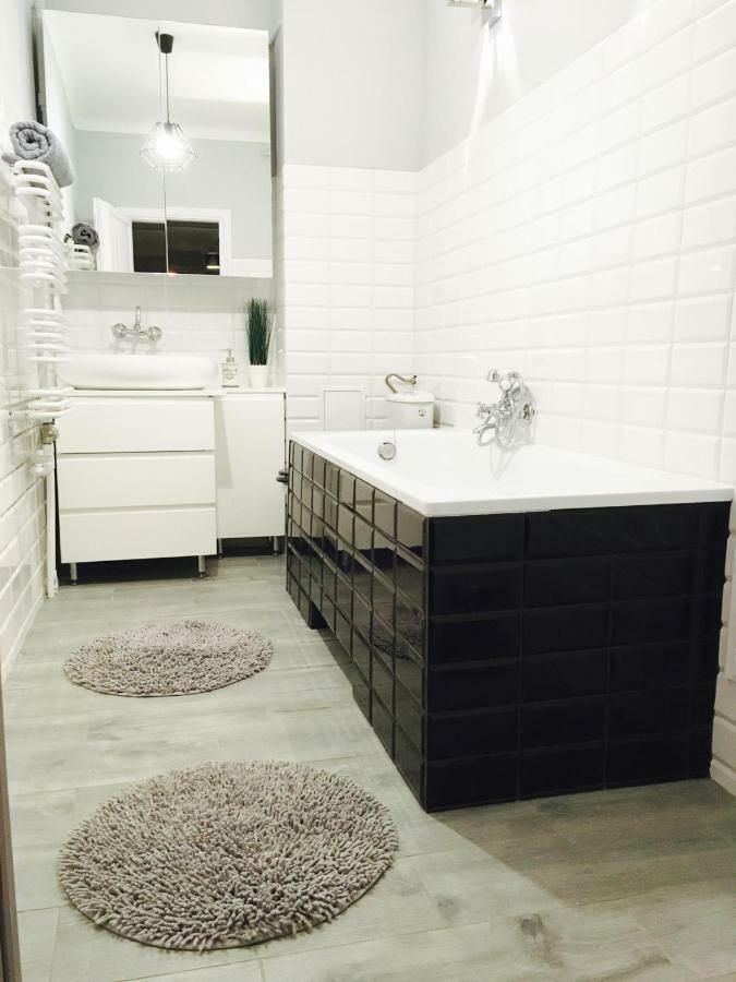 Clicktheflat Apartment Chmielna 7 Varsavia Esterno foto